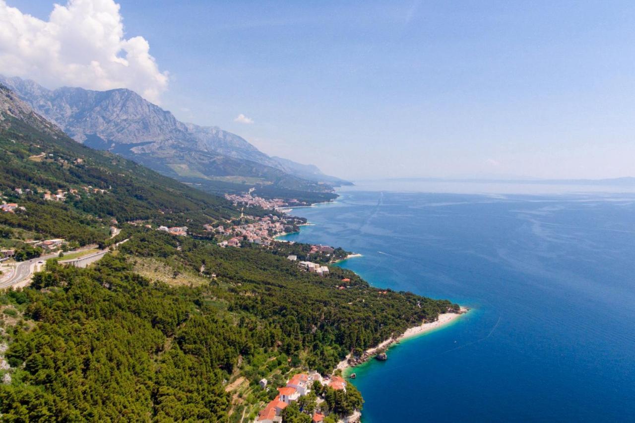 Apartments By The Sea Brela, Makarska - 20778 Extérieur photo