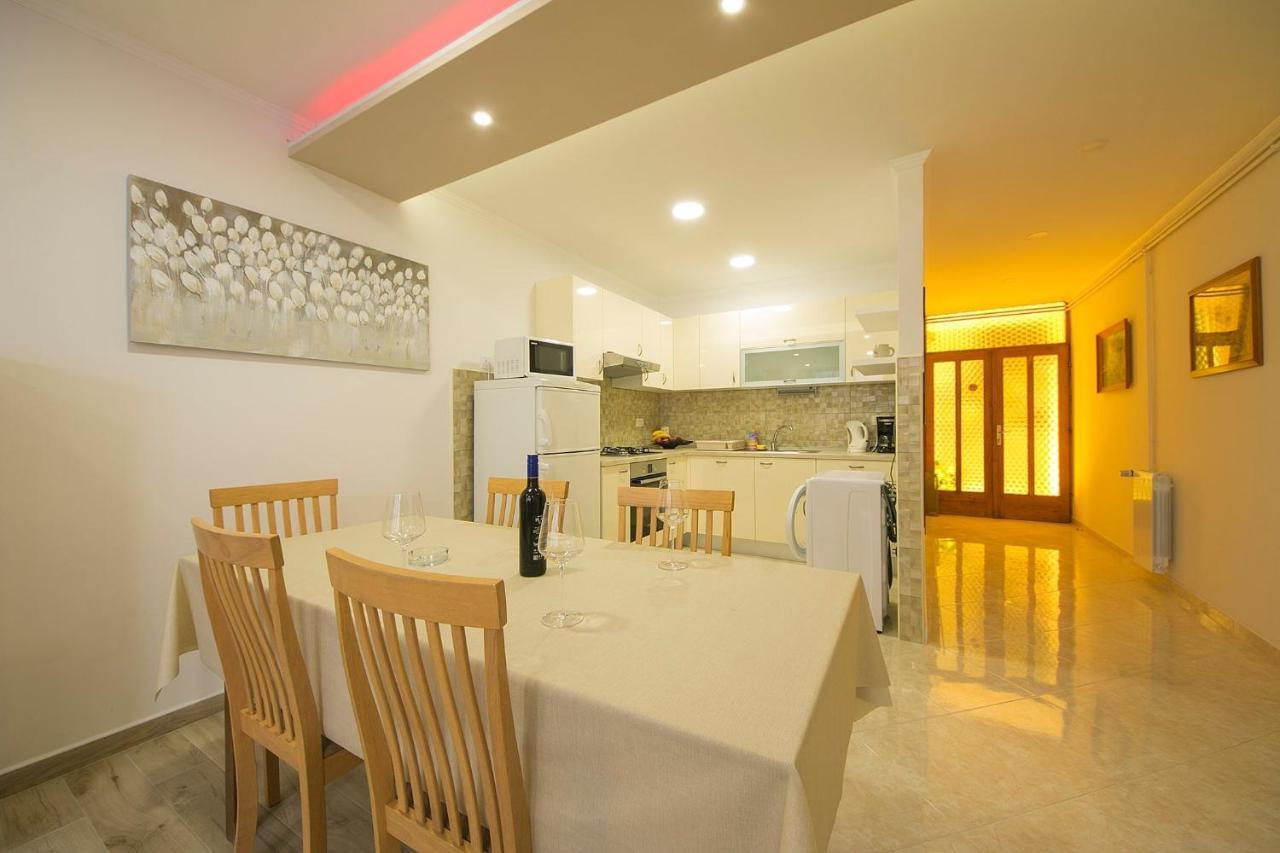 Apartments By The Sea Brela, Makarska - 20778 Extérieur photo