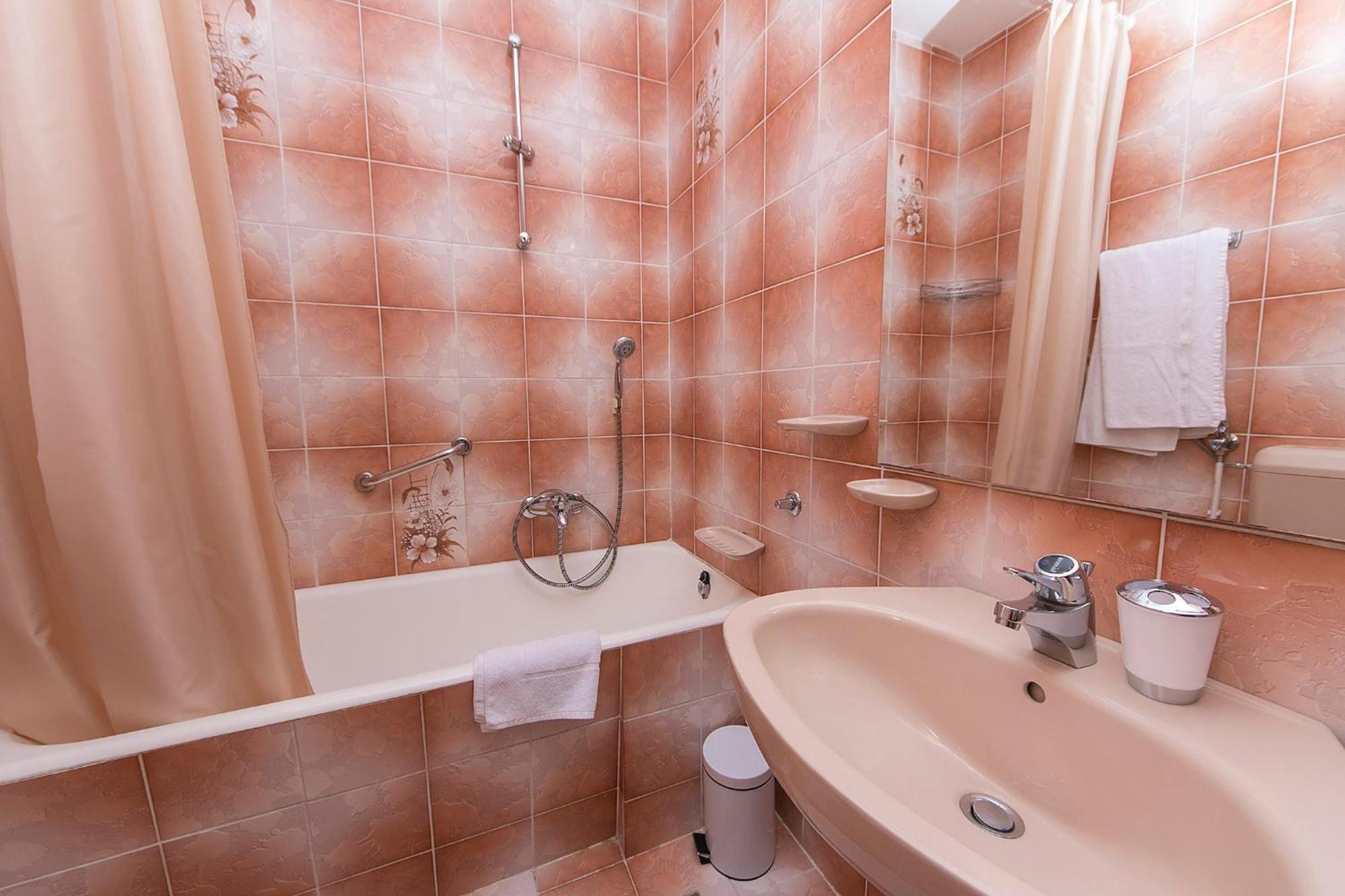 Apartments By The Sea Brela, Makarska - 20778 Chambre photo