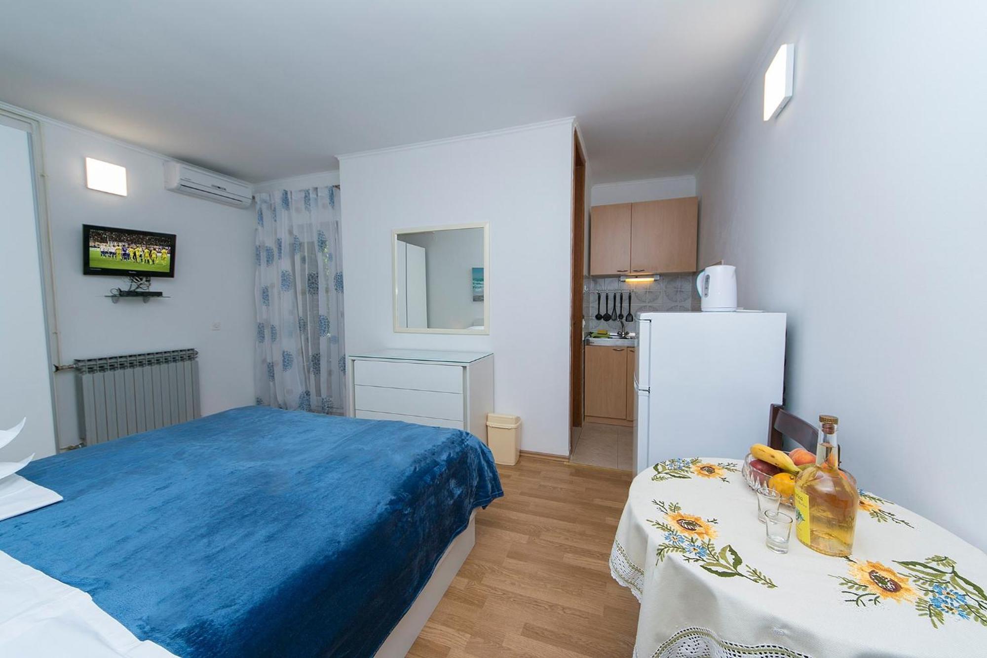 Apartments By The Sea Brela, Makarska - 20778 Chambre photo